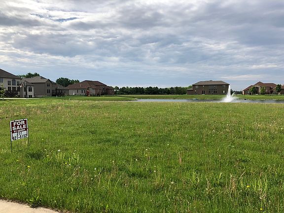3rd image of 605 Carrera Dr