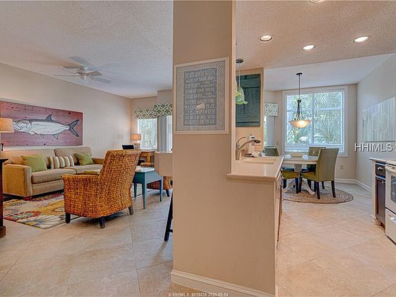 3rd image of 75 Ocean Ln APT 605