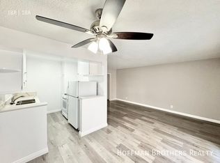 428 S Sherbourne Dr #1/2, Los Angeles, CA 90048