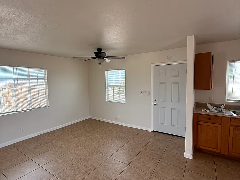 3890 Everett Rd — Photo 4