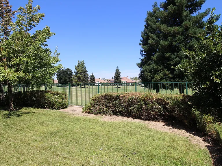 1838 E Green Sage Ave — Photo 31
