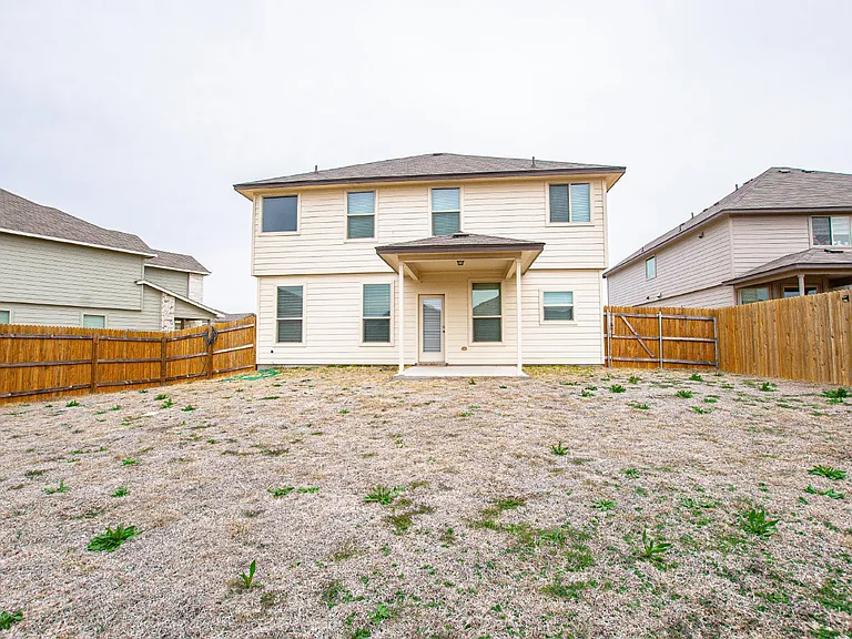 2033 Mallard Ct — Photo 27