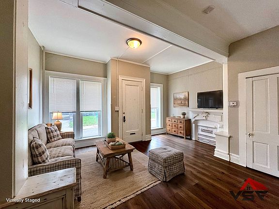 2nd image of 701 N Wayne St #130