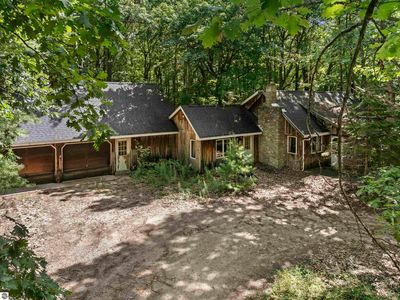 4539 E Sanford Lake Dr, Lake Ann, MI, 49650