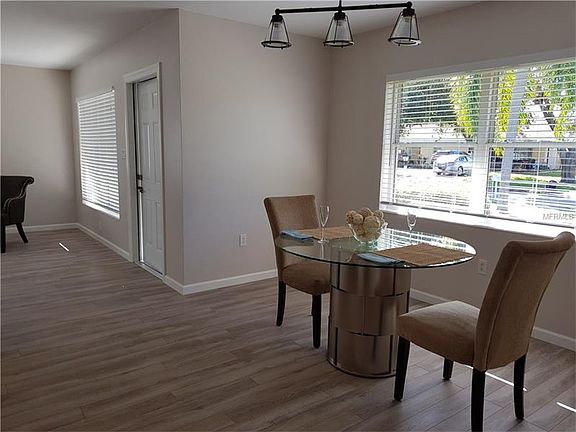 5th image of 2716 27th Avenue Dr W