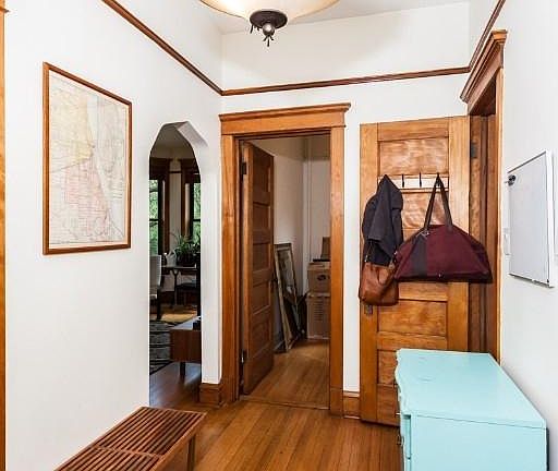 3rd image of 3766 N Lakewood Ave #1N