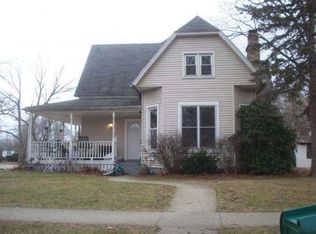 507 S Main St, Knox, IN 46534
