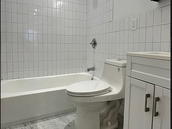 5th image of 344 W 17th St APT 5B