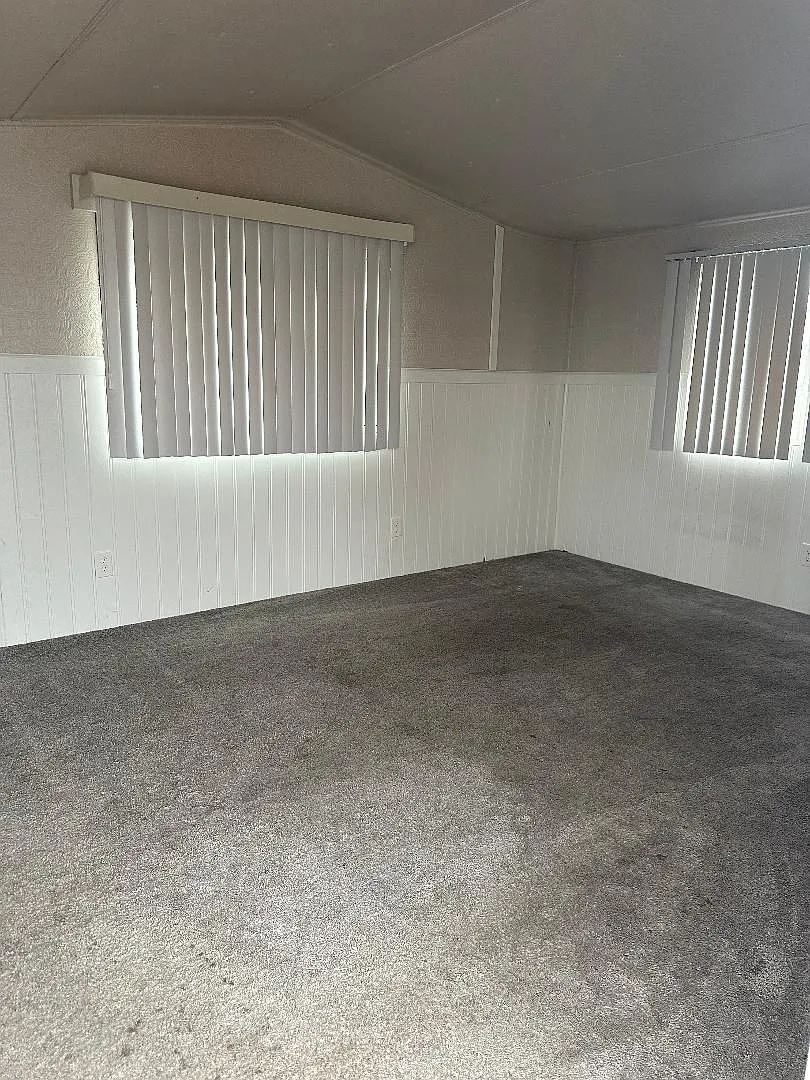 1 bed, 700 sqft, $1,050 — Photo 2