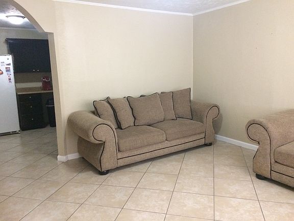 2nd image of 1807 Garden Villa Dr