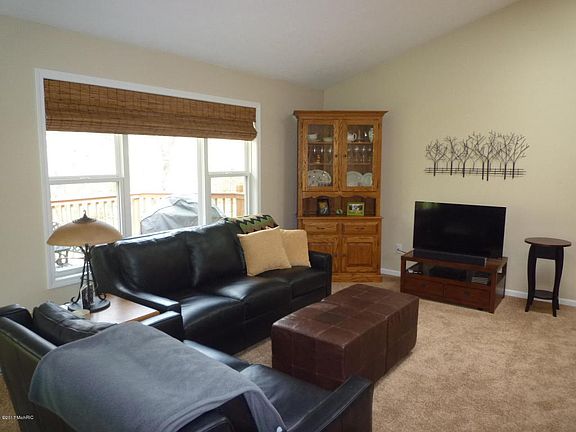 5th image of 4600 Thistle Mill Ct