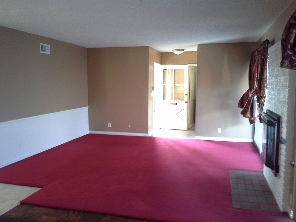 1st image of 819 Lacon Ave