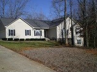 1364 Hidden Lakes Trl, Jefferson, GA 30549