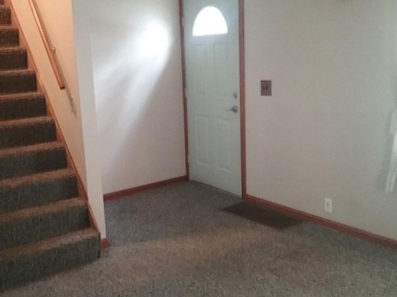 3rd image of 2785 Virginia Ave SE