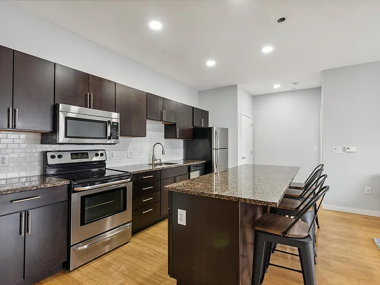 1238 N 28th St #3F — Photo 19