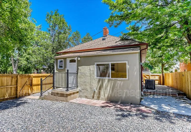 3027 N Hooker St — Photo 16