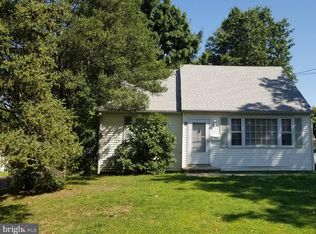 504 Dubois Ave, Barrington, NJ 08007