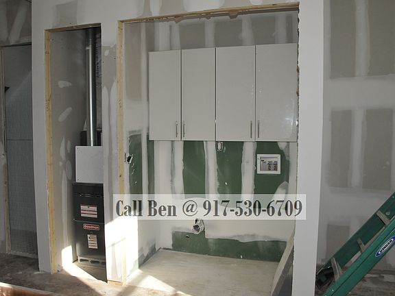 5th image of 143 Van Buren St #2