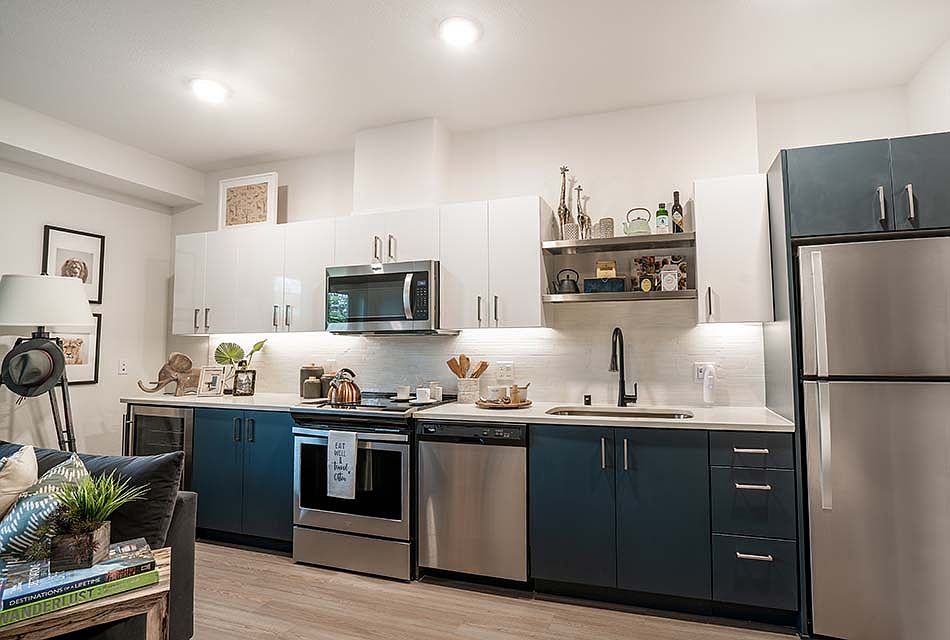1st image of 1714 21st St #451