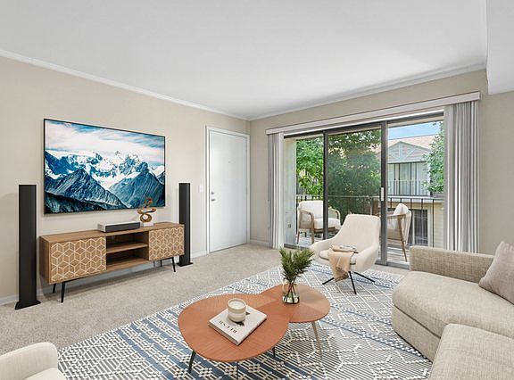 2nd image of 3256 Sanders Rd APT 4E