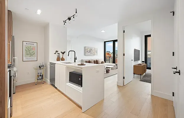 Rented by Living New York | media 1