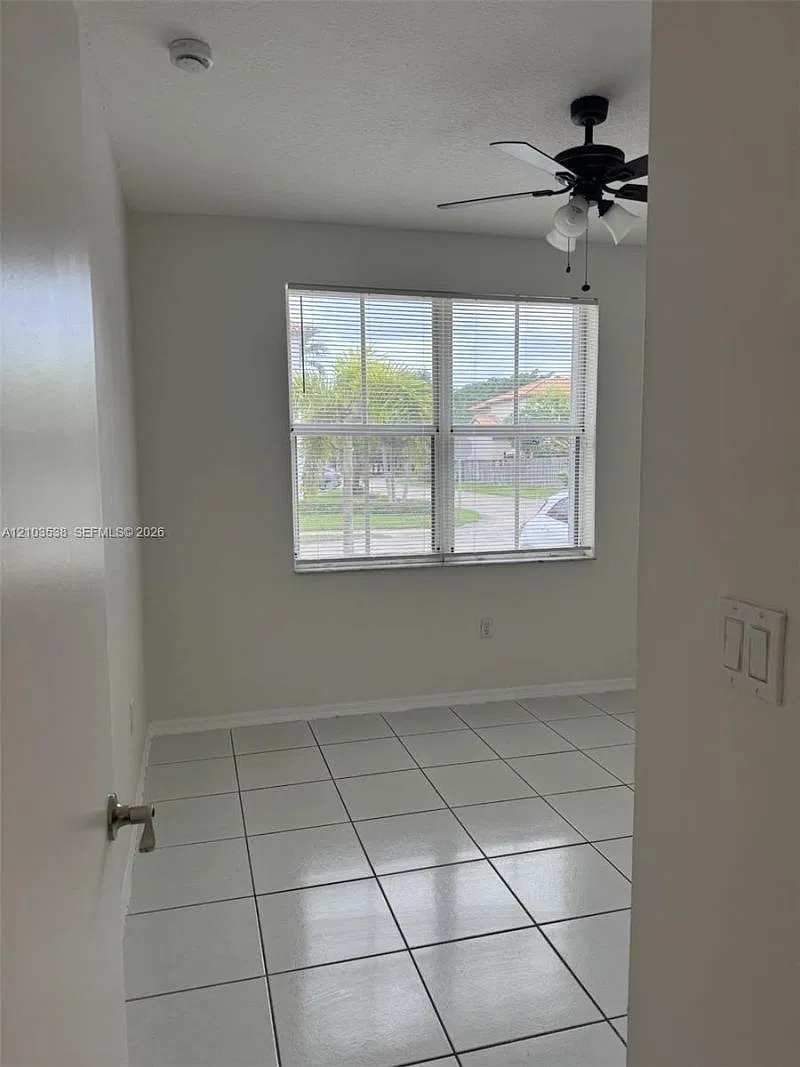 2 bed, 2.0 bath, 1131 sqft, $2,875 — Photo 4