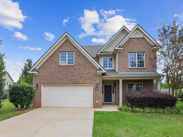 33 Smoketree Ct, Clayton, NC 27527