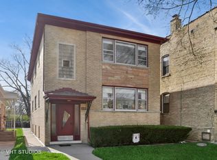 8610 Trumbull Ave, Skokie, IL 60076
