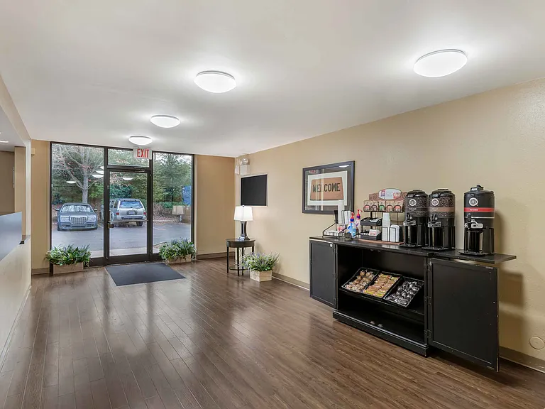 Lobby and Guest Check-in