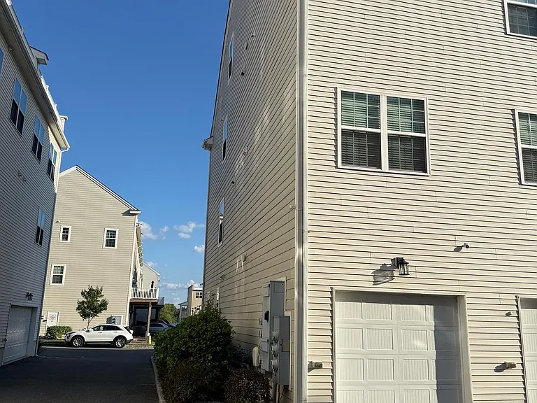 116 Konefal St #B — Photo 35