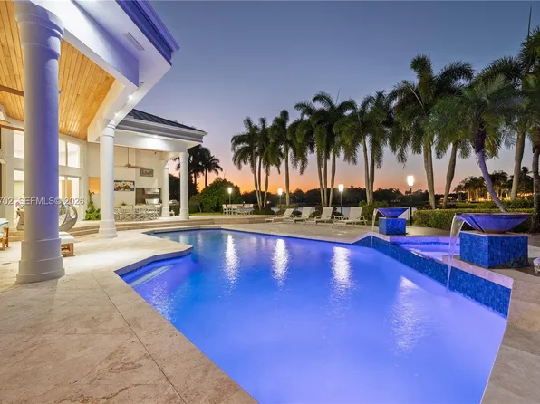 3425 Saddlebrook Ln, Fort Lauderdale, FL 33331