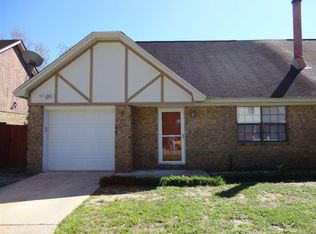 7021 Heather Oaks Dr, Pensacola, FL 32506