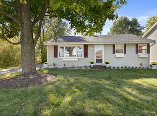 17983 W Gages Lake Rd, Grayslake, IL 60030