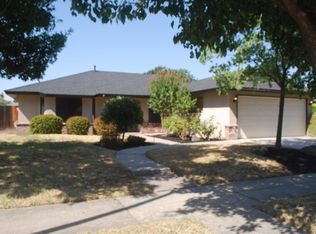 5951 E Illinois Ave, Fresno, CA 93727