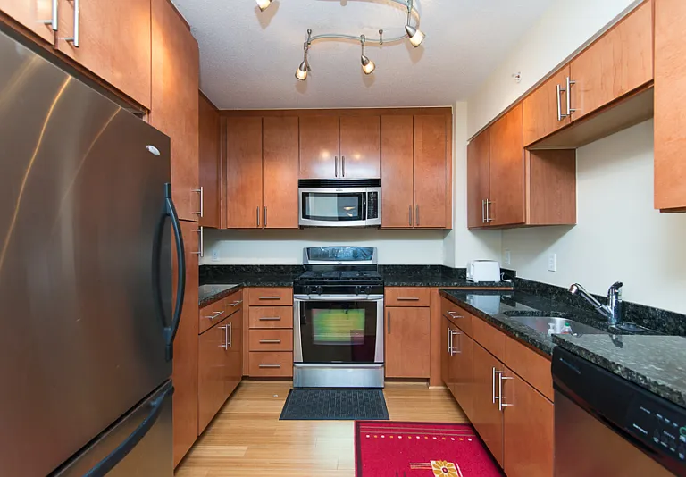 915 E St NW #317 — Photo 5