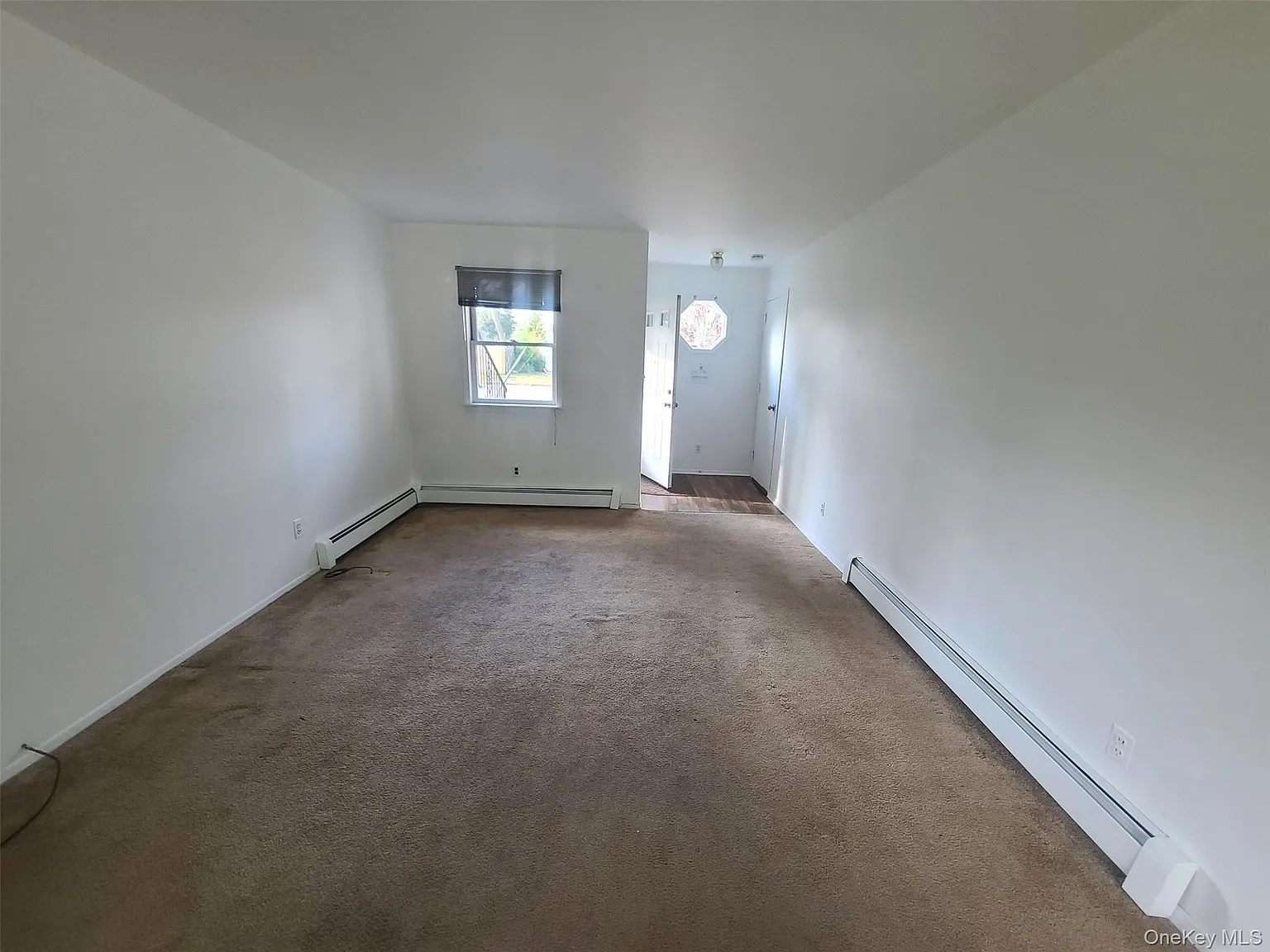 1 bed, 1.0 bath, 2130 sqft, $2,300 — Photo 2