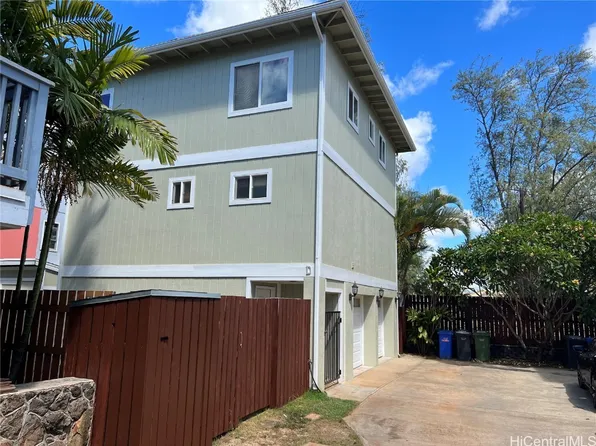 68085 Au St #D, Waialua, HI 96791