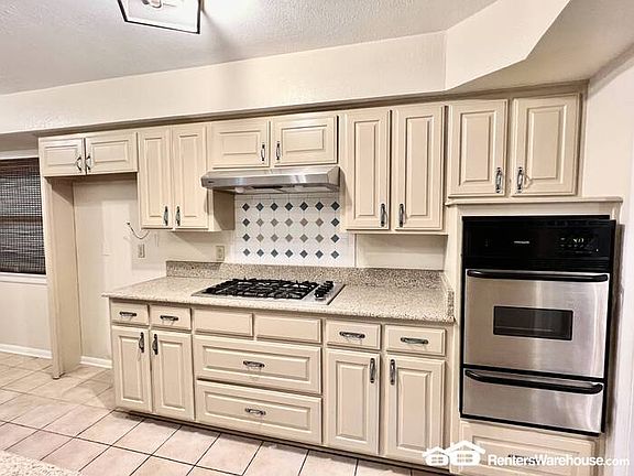 4th image of 1017 Denmark Dr