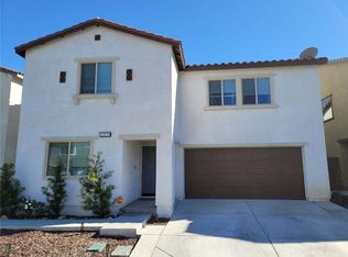 32839 Crown Point Ln, Lake Elsinore, CA 92530