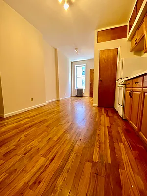 Rented by Douglas Elliman | media 15