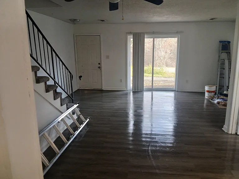 204 Midtown Ln #2 — Photo 4