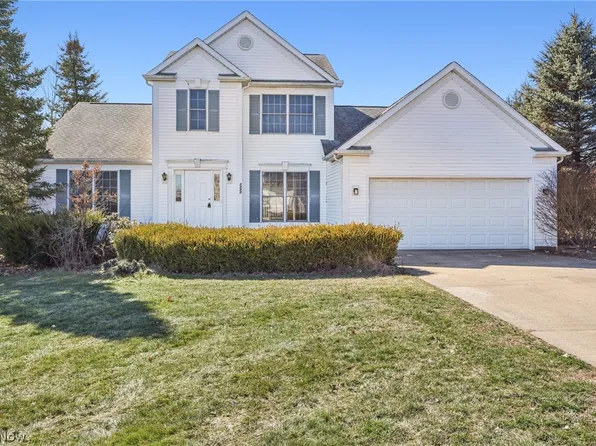 1680 Countryview Dr, Kent, OH 44240