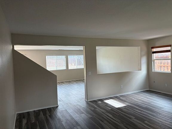 3rd image of 28700 Lavatera Ave