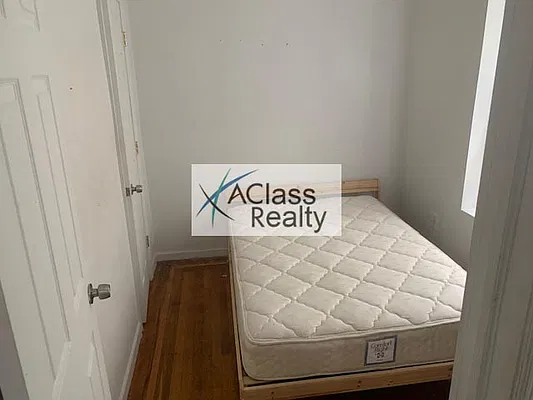 Rented by A Class Realty International | media 19