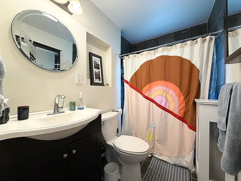 519 Belmont St #1 — Photo 7