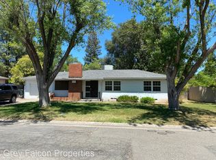 2610 Foothill Dr, Carmichael, CA 95608