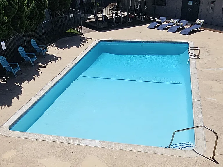 Torrance Terrace — Photo 1