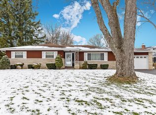 916 Stoney Creek Rd, Columbus, OH 43235