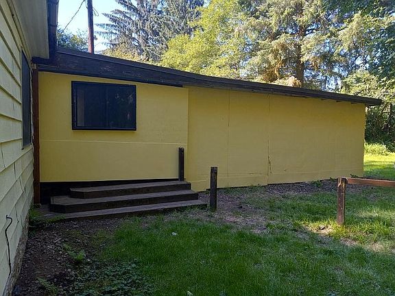 Back side, Slider closed