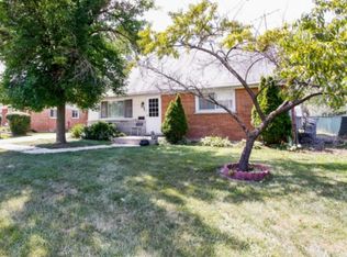 9106 Pembroke Ln, Bridgeview, IL 60455